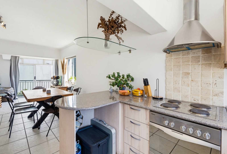 2 Bedroom Property for Sale in Bantry Bay Western Cape